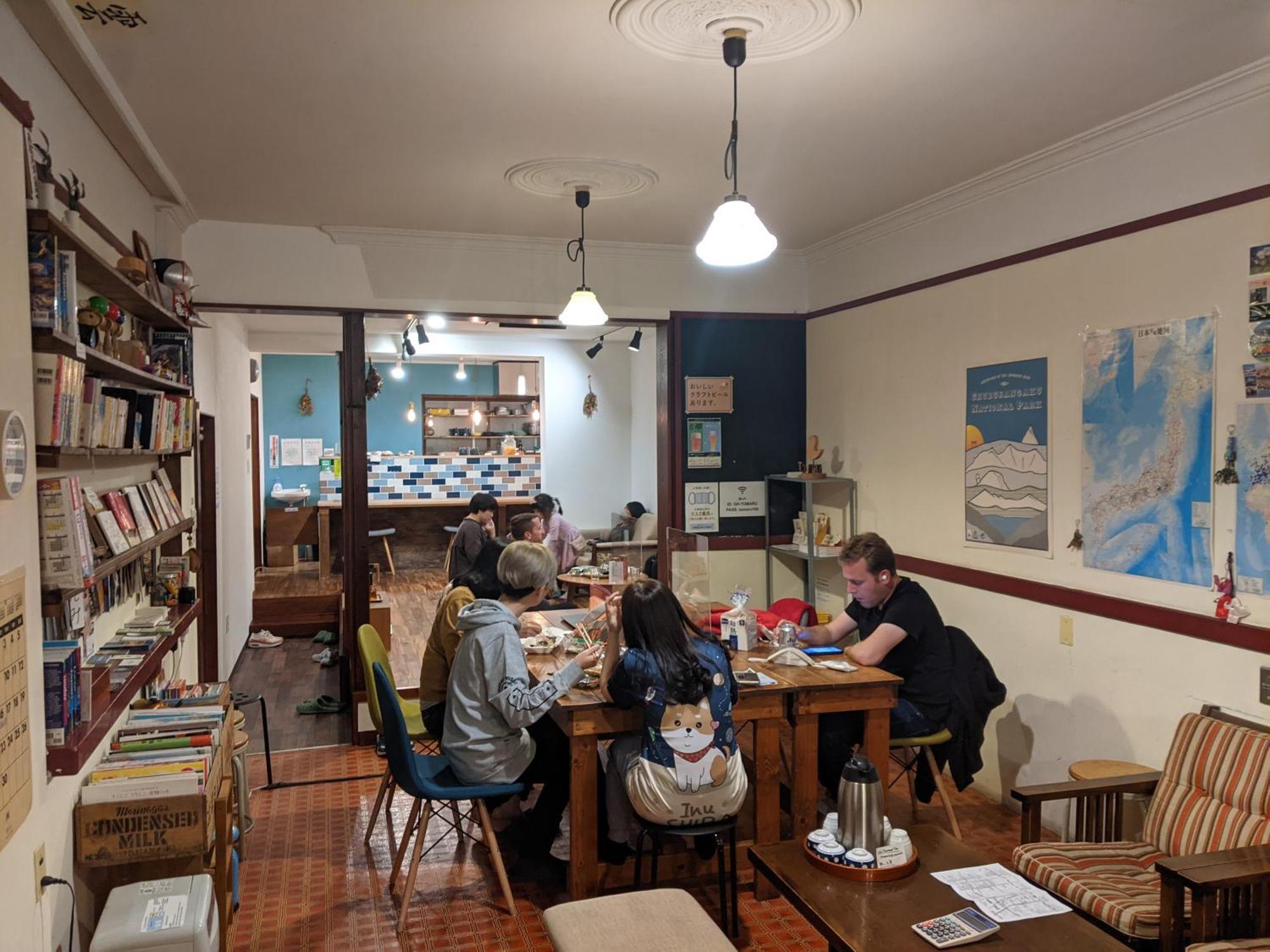 טקיאמה Guesthouse Tomaru מראה חיצוני תמונה