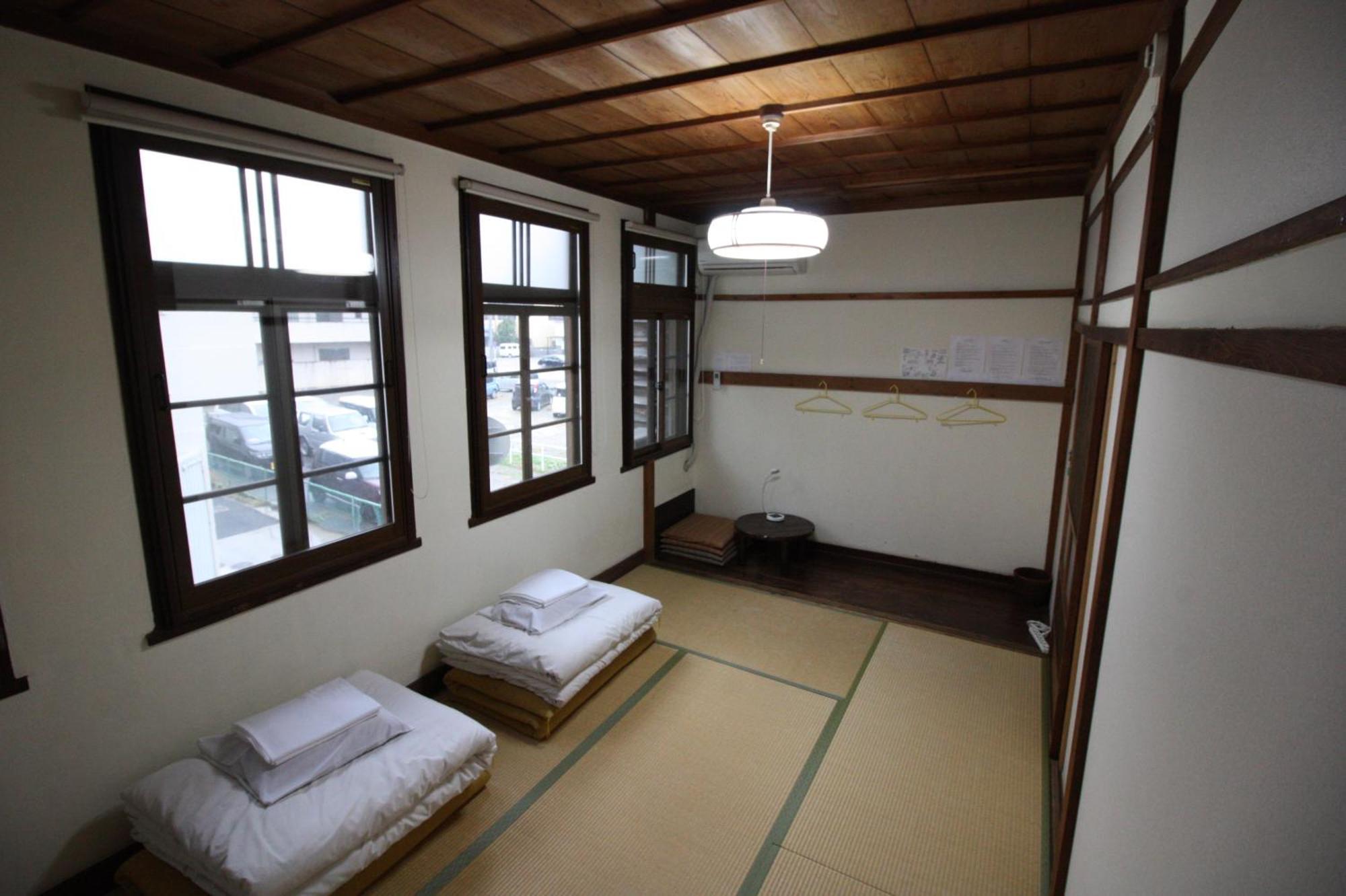 טקיאמה Guesthouse Tomaru מראה חיצוני תמונה